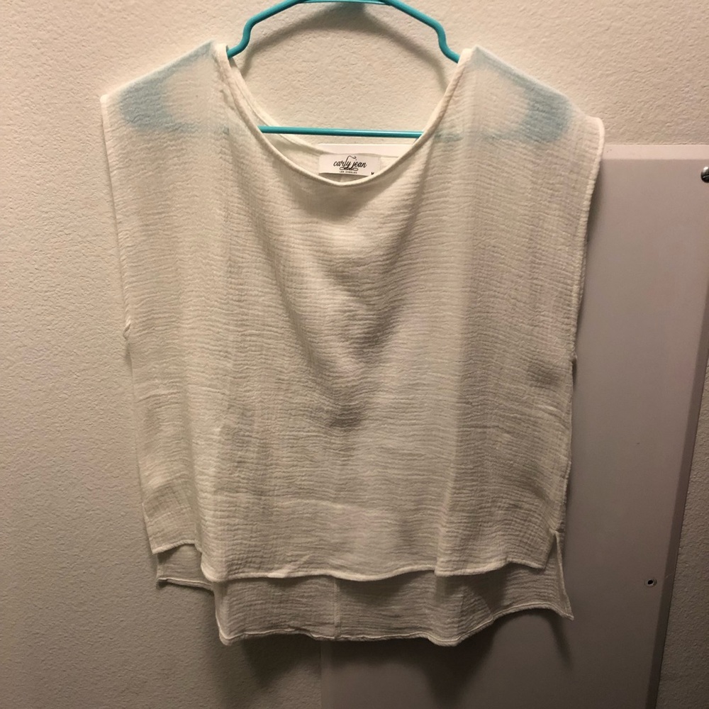 Size M Tauren Linen Tee CJLA